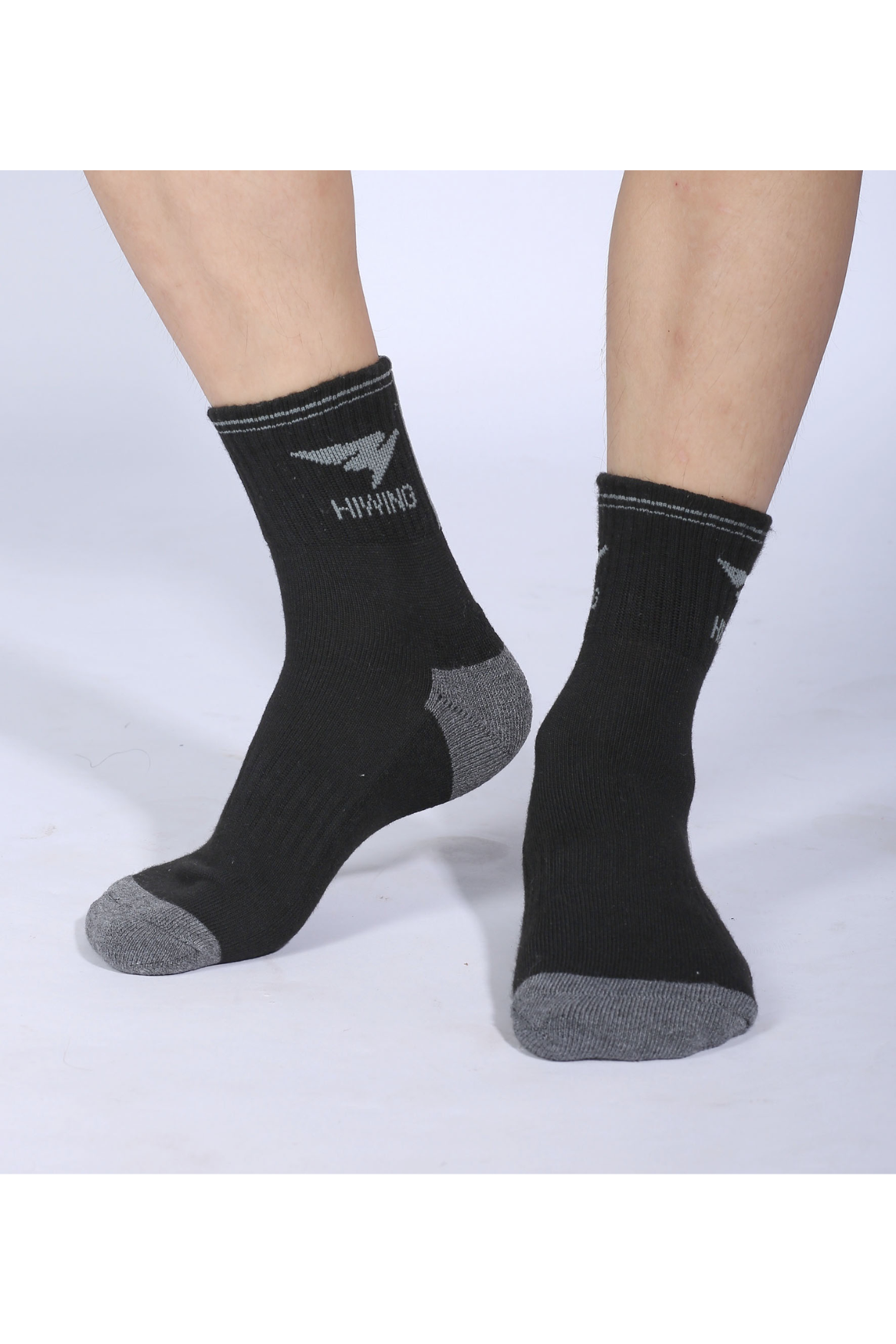 Tất bóng chuyền, cầu lông, bóng đá thể thao Hiwing 66 màu đen chính hãng