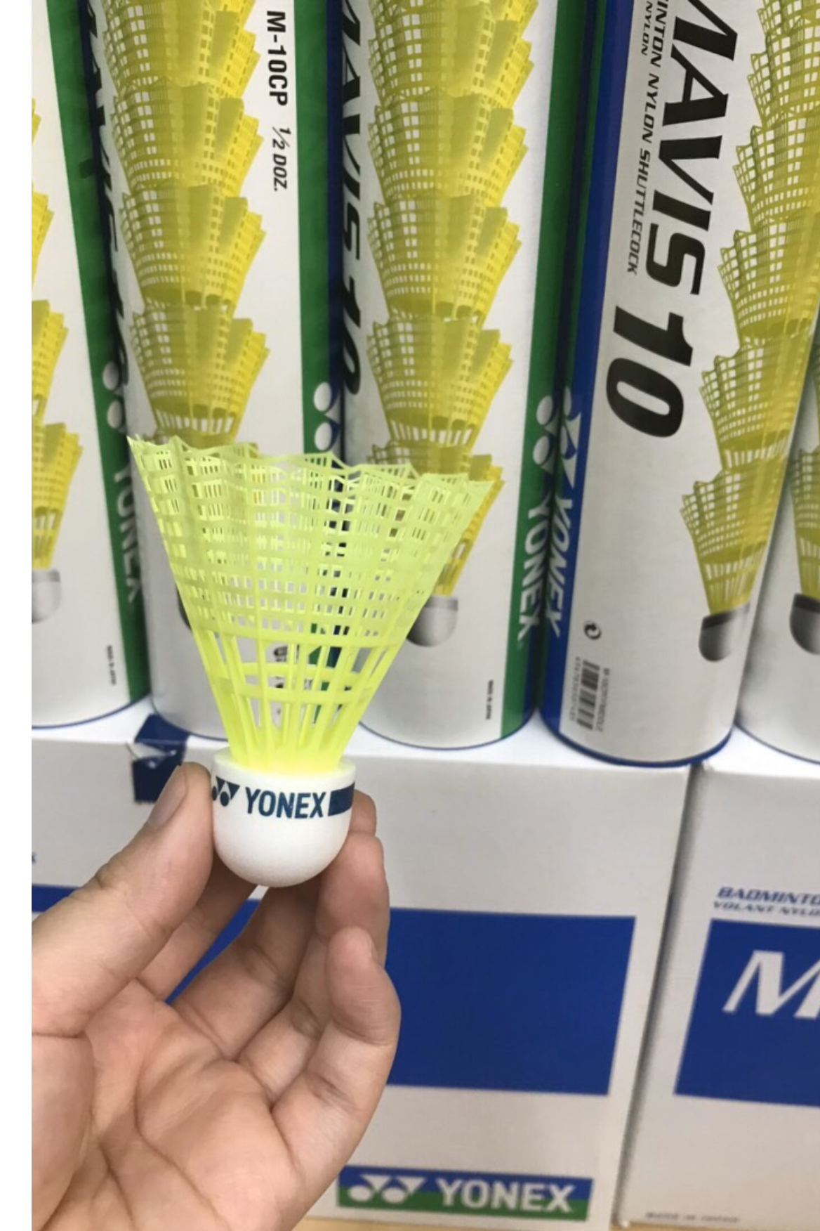 Quả cầu lông Yonex Mavis 10 typ 6 quả màu vàng mới nhất