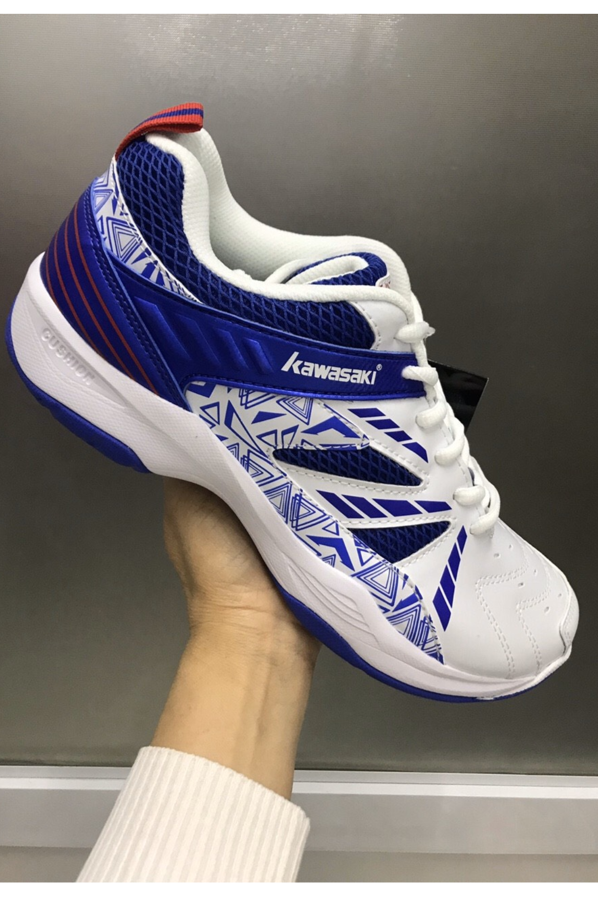 Giày bóng chuyền, cầu lông Kawasaki K080 màu trắng năm 2020