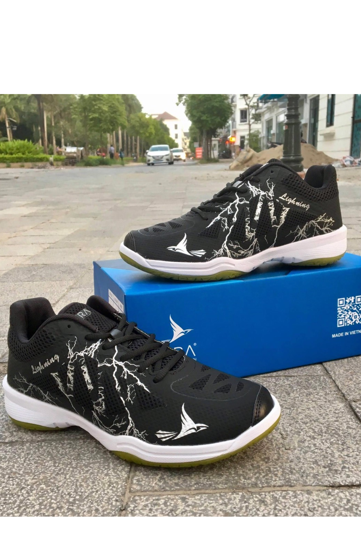 Giày bóng chuyền cầu lông Mira lighting màu đen