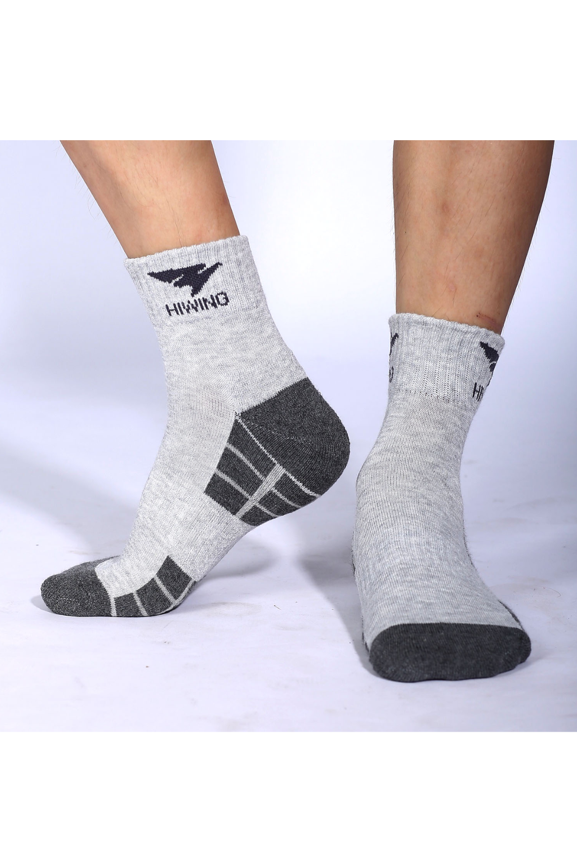 Tất bóng chuyền, tất cầu lông, bóng đá thể thao Hiwing 88 màu xám chính hãng