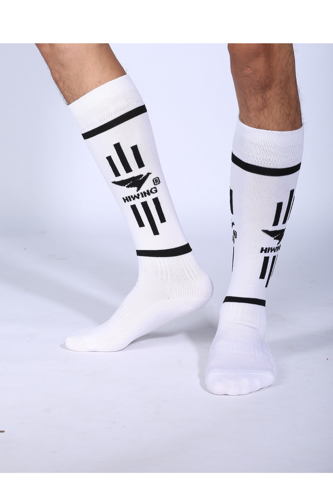 Tất bóng chuyền, tất cầu lông, bóng đá thể thao Hiwing màu trắng chính hãng