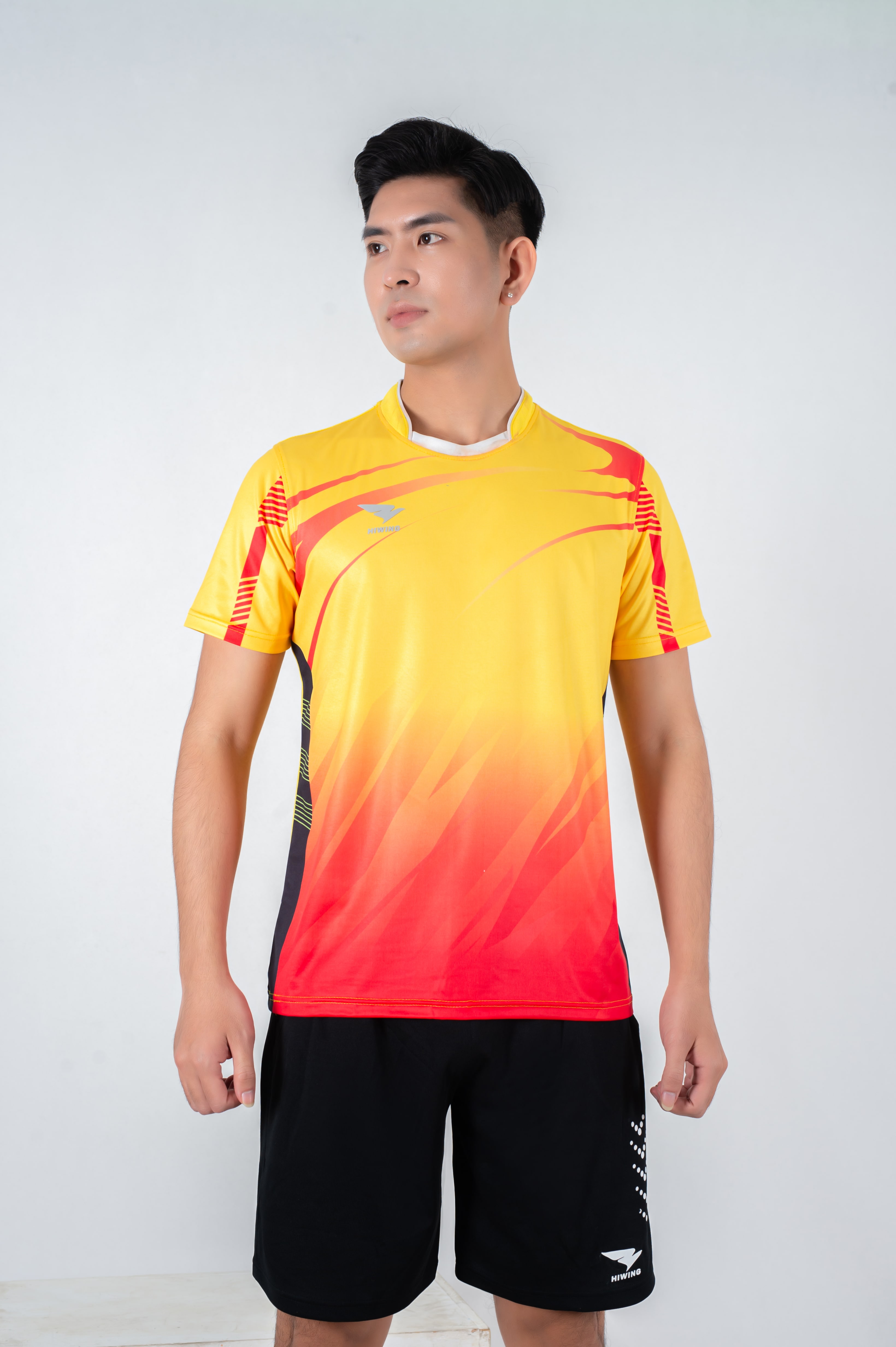 Áo bóng chuyền Nữ Hiwing Super 1 màu Vàng