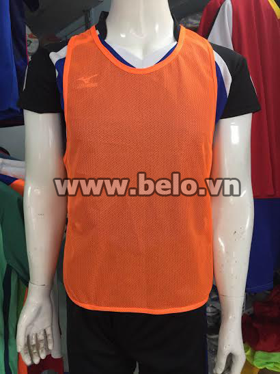 Áo lưới tập bóng đá phân đội màu cam AT005