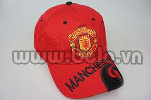 Mũ bóng đá CLB Manchester United màu đỏ.